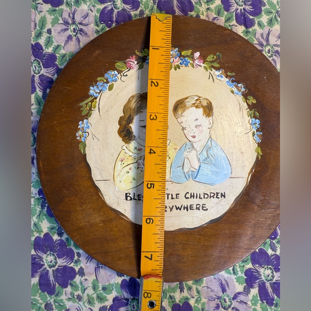 Vtg Hand painted wooden plate signed E. Bremer Bless Little Children Everywhere - Picture 3 of 4